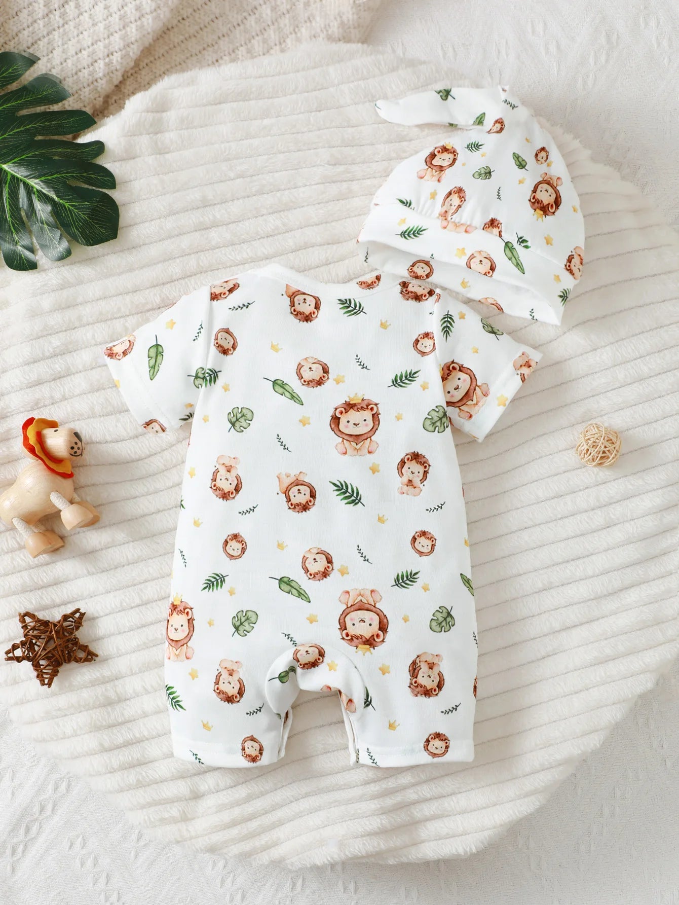 Ensemble Bébé Garçon 3 Pièces - Motif Lion - Sweat à Capuche, Short et Chapeau